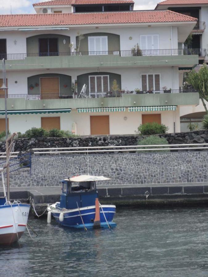 Acirealevacanze - Romantica Camera Sul Mare Exterior photo