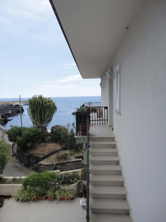 Acirealevacanze - Romantica Camera Sul Mare Exterior photo