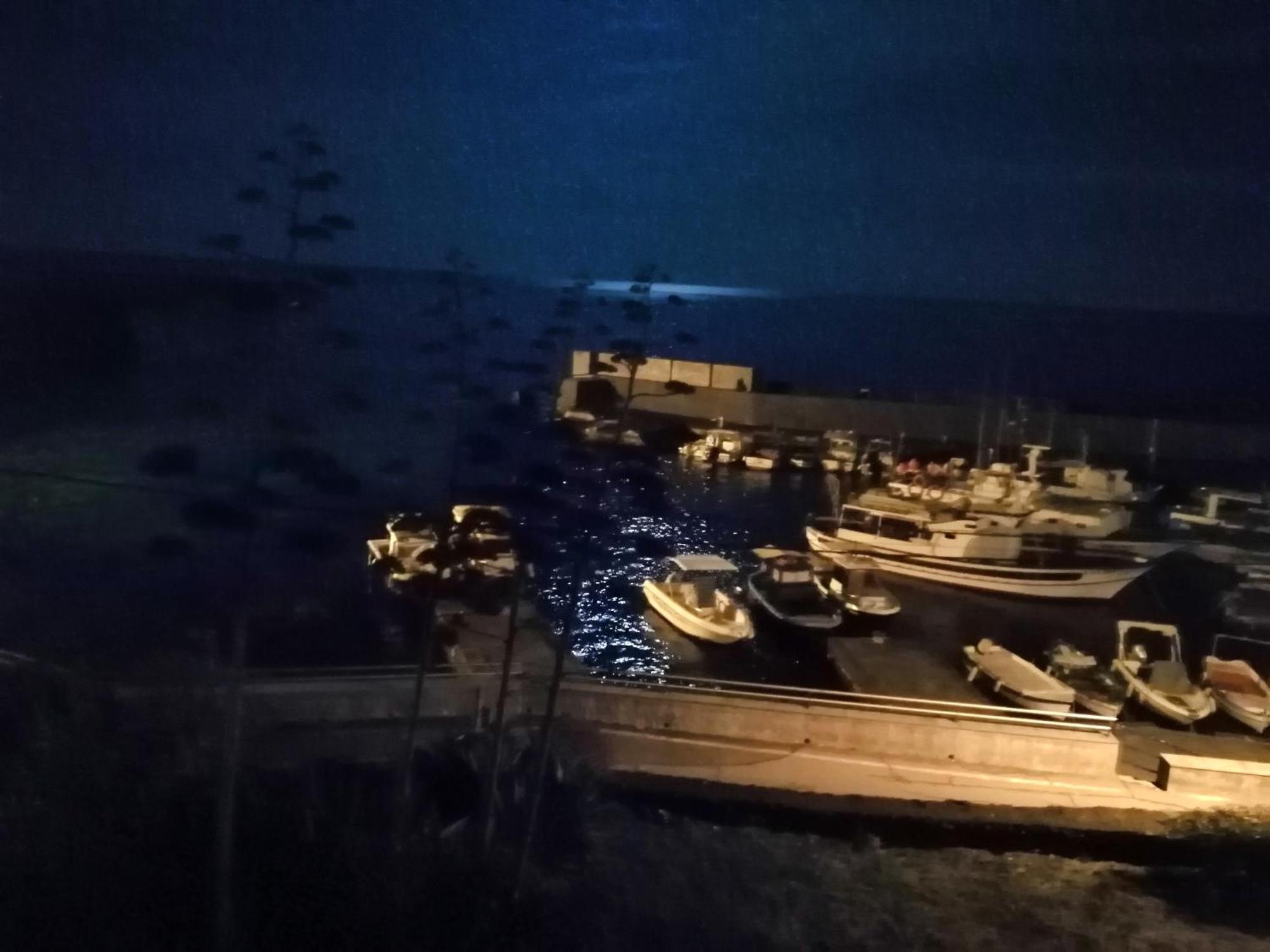 Acirealevacanze - Romantica Camera Sul Mare Exterior photo